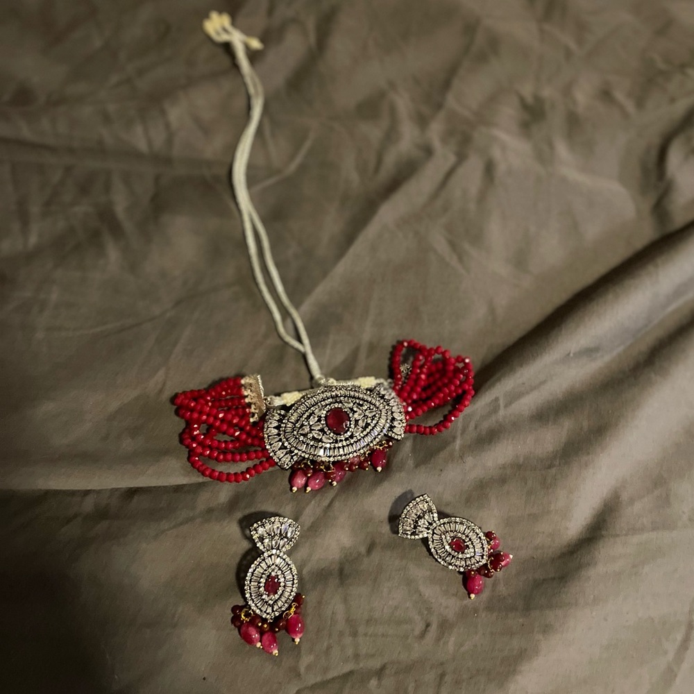 Elegant Red and Silver choker Jewelry Set